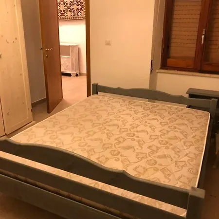 Via Frati De Addis N.16 Apartment